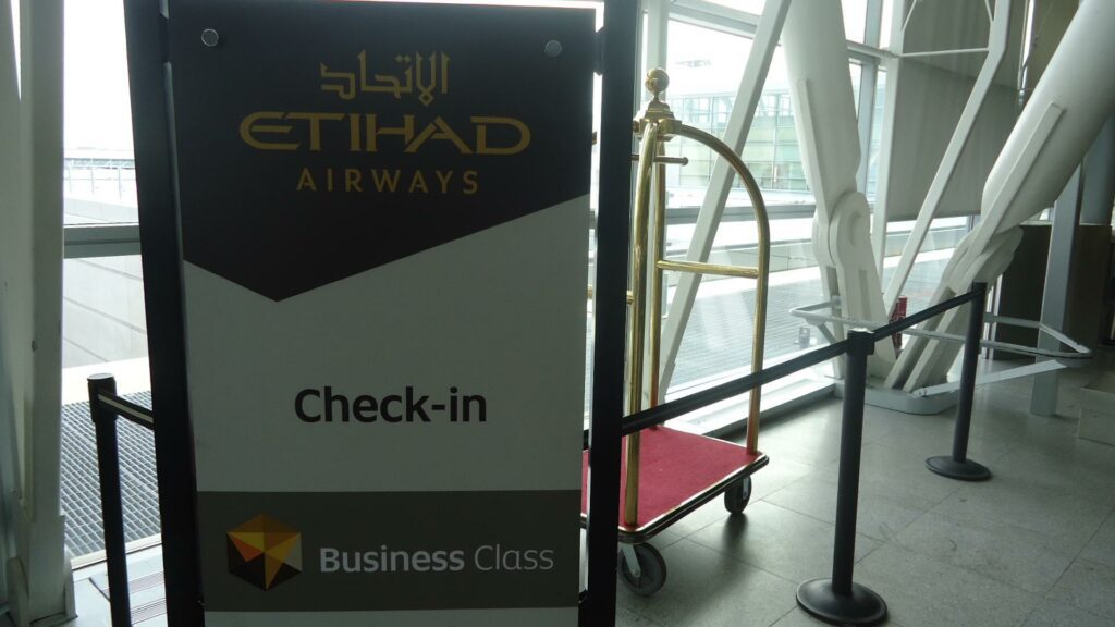 Обзор: Etihad Lounge JFK, Нью-Йорк