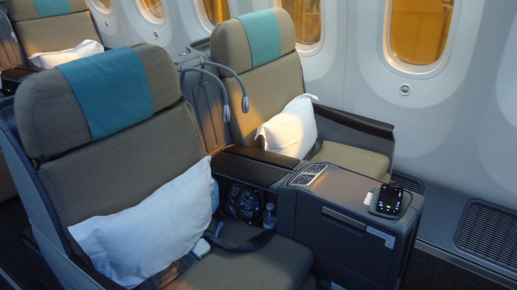 Обзор: Oman Air, Boeing 787, бизнес-класс, Париж – Маскат