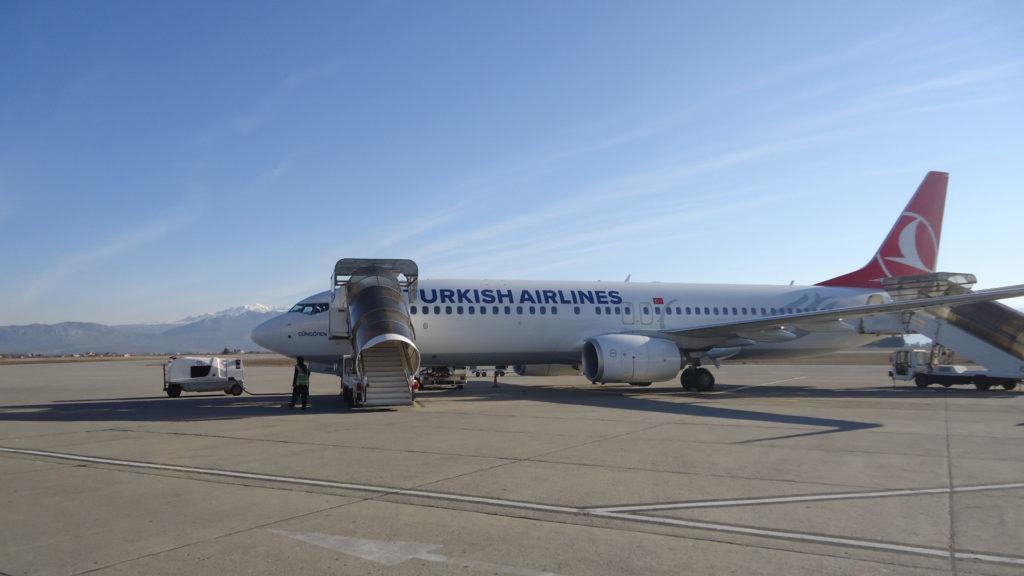 Обзор: Turkish Airlines, В737-800, бизнес-класс, Подгорица – Стамбул